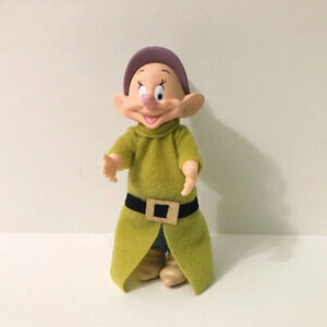 2009 Mattel Dopey Doll Snow White  Dwarf 4 Inch Tall